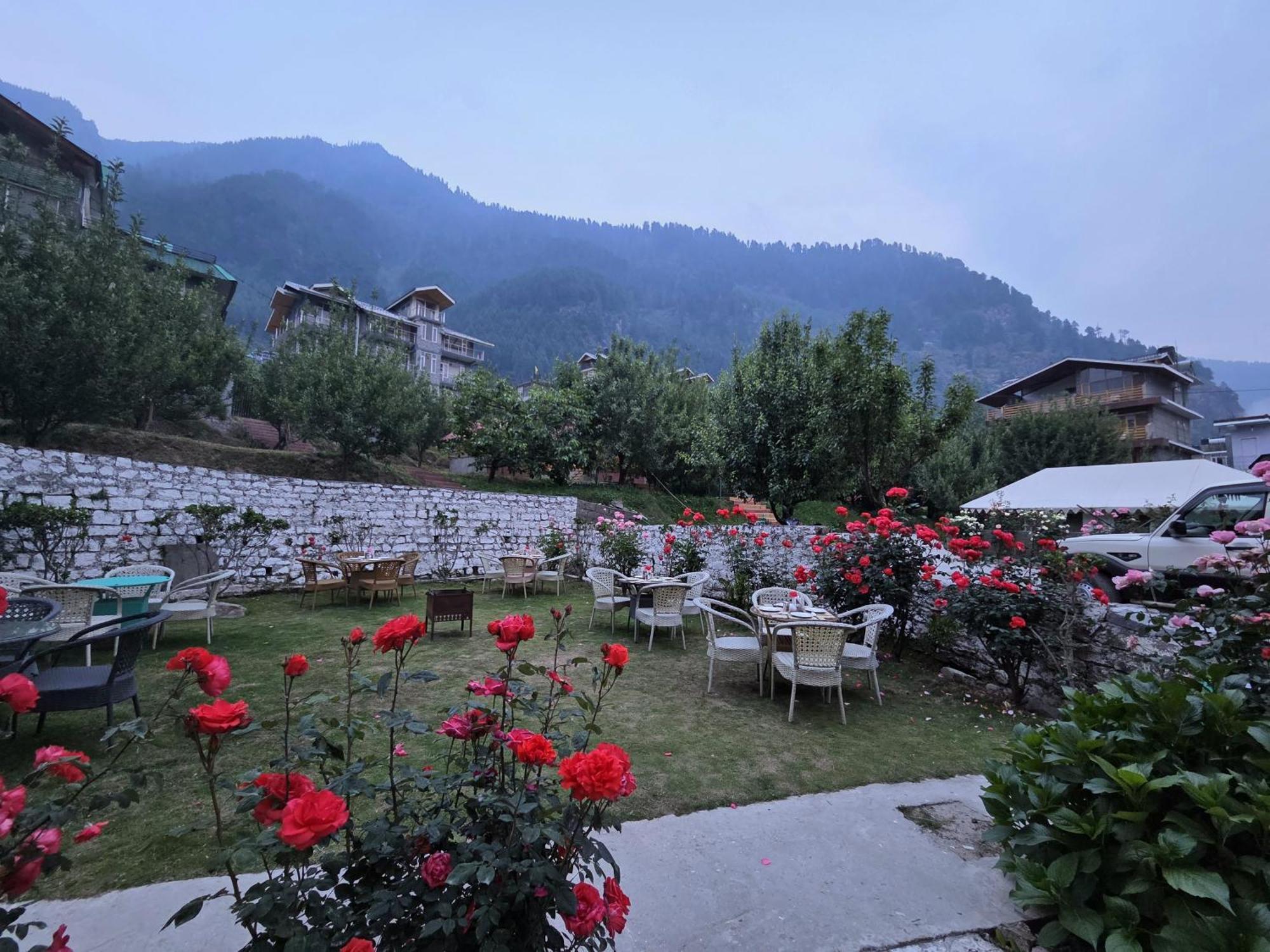 Hill River Resort By West Western Manali  Bagian luar foto