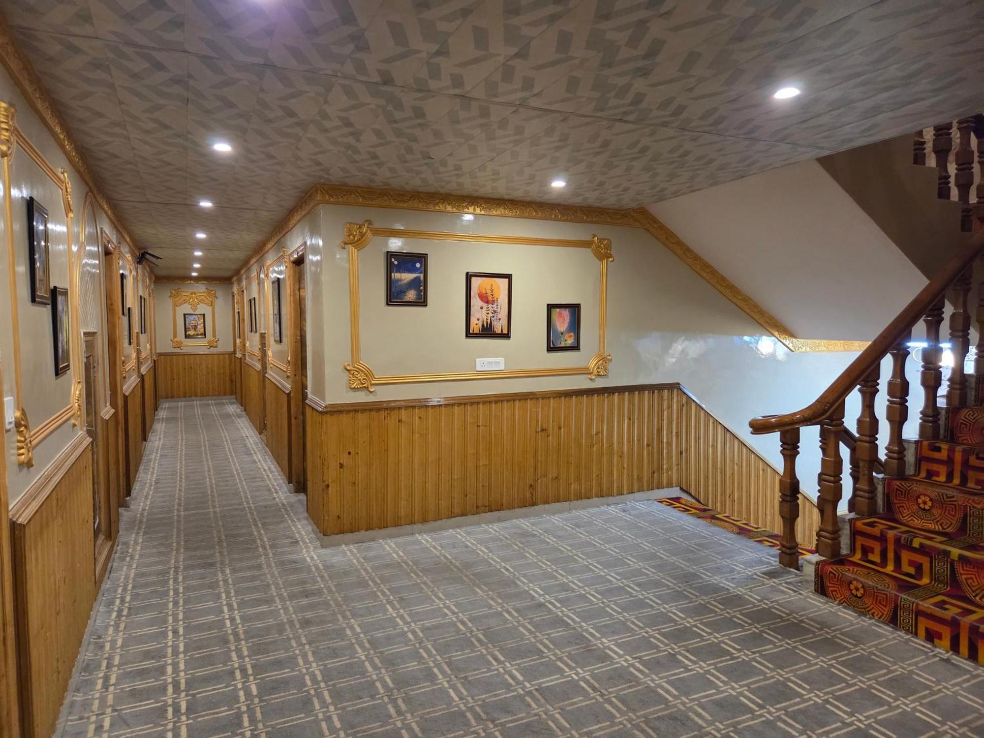Hill River Resort By West Western Manali  Bagian luar foto