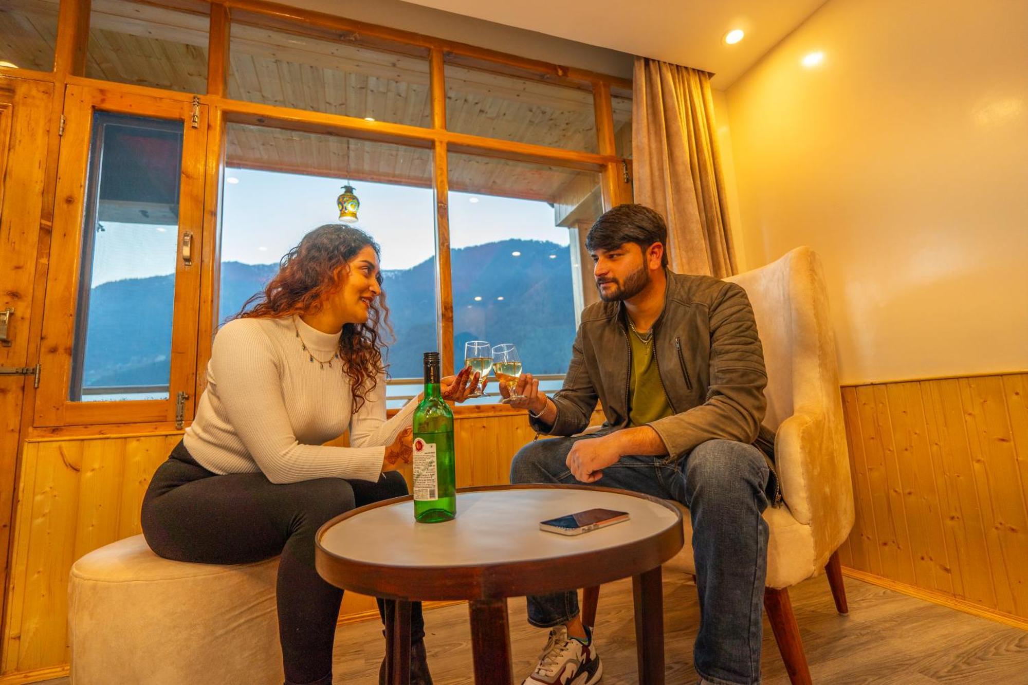 Hill River Resort By West Western Manali  Bagian luar foto