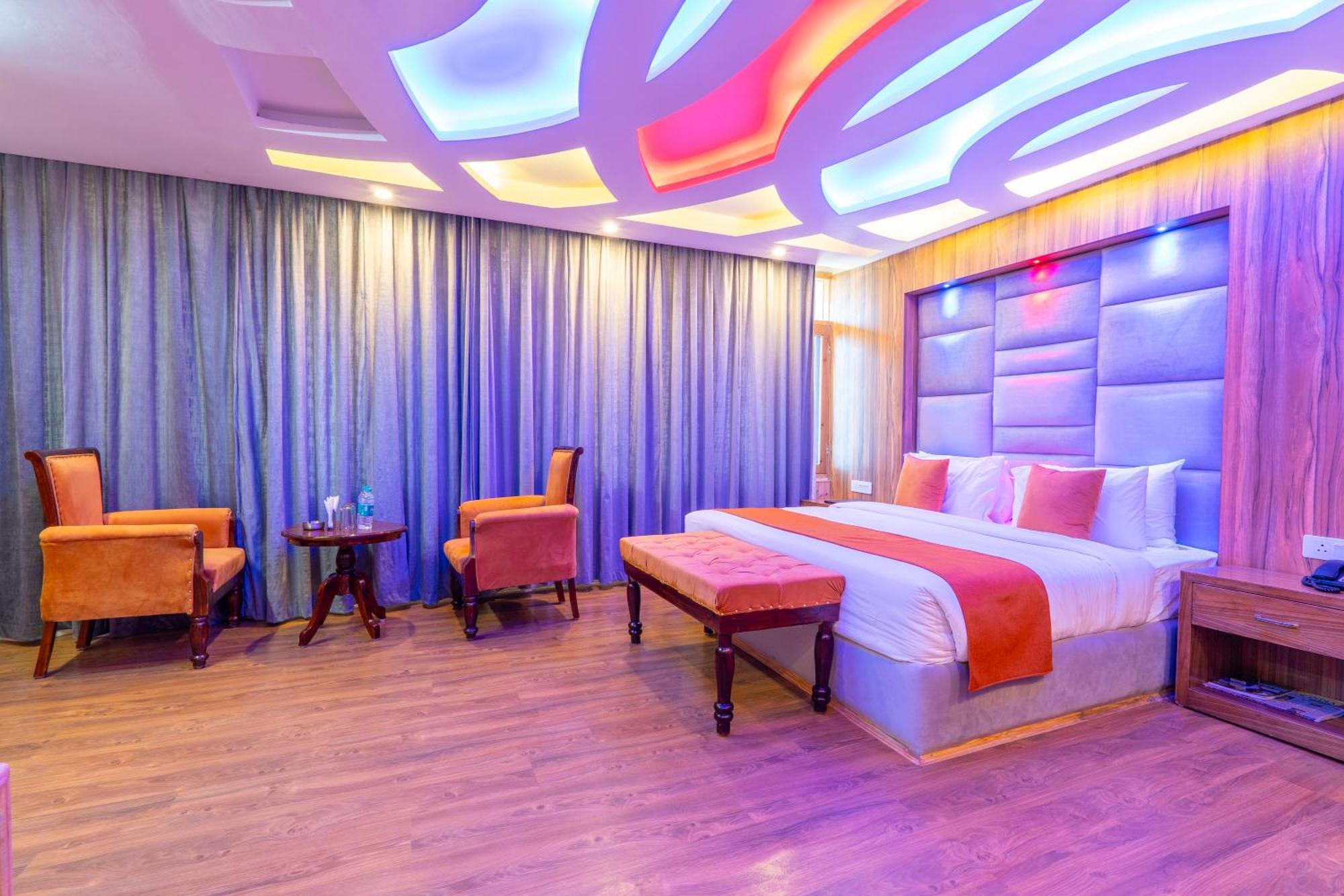 Hill River Resort By West Western Manali  Bagian luar foto