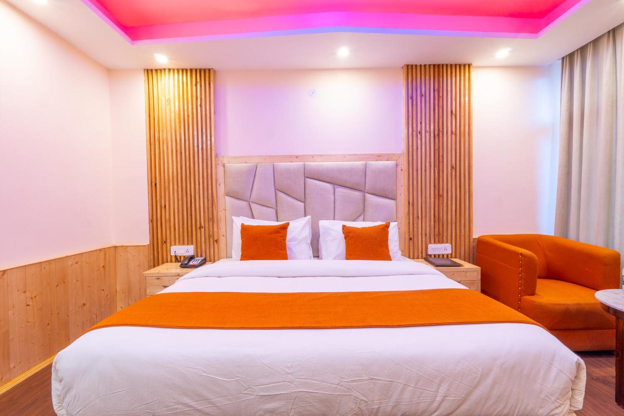 Hill River Resort By West Western Manali  Bagian luar foto